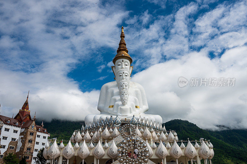 Wat Phra That Pha Son Kaew，泰国碧差汶省Khao Kho区